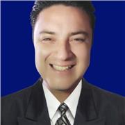 Profesor de inglés nativo que ofrece clases particulares de conversación a adultos en Lima, Perú